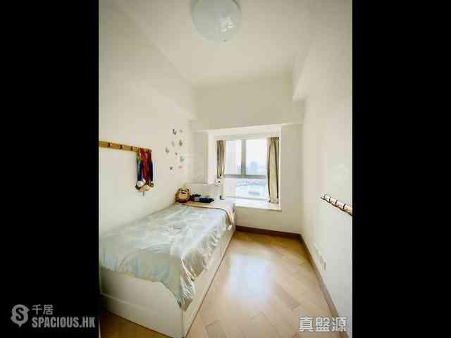 Tai Kok Tsui - Imperial Cullinan Tower 6B 03