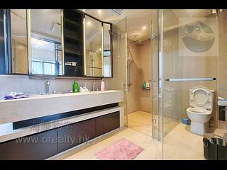 Clear Water Bay - Mount Pavilia 12