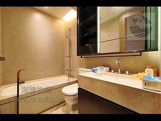 Clear Water Bay - Mount Pavilia 13