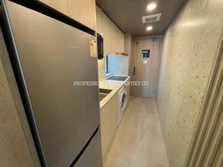 Mid Levels Central - Peach Blossom 07