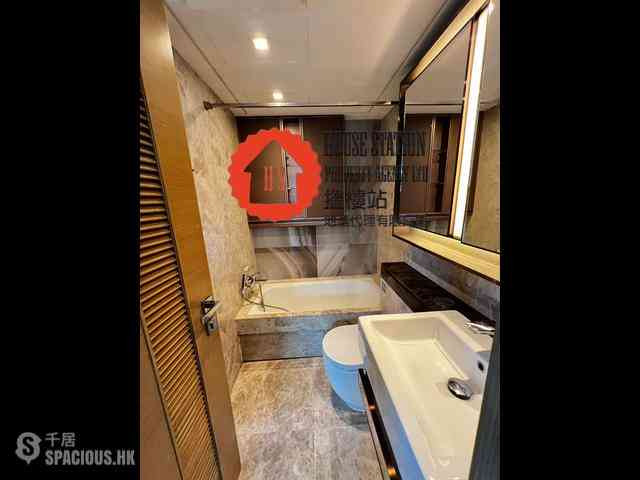 Tseung Kwan O - The Wings Ocean Wings Block 5 06