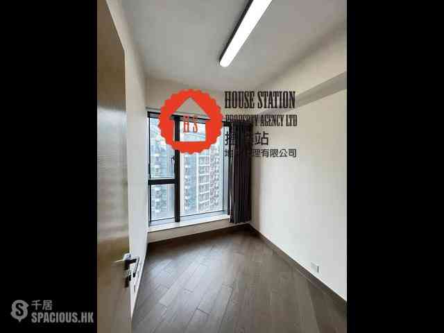 Tseung Kwan O - The Wings Ocean Wings Block 5 08