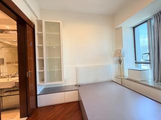 Wan Chai - The Avenue 10