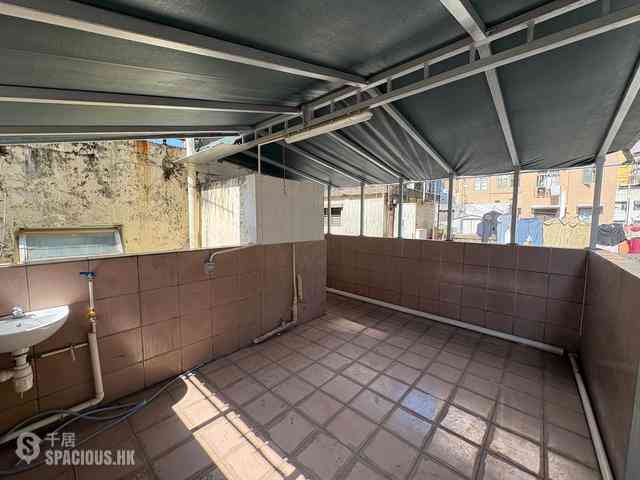 Sai Ying Pun - 246, Queen's Road West 02