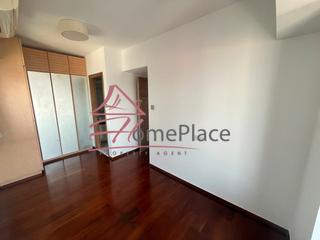 Soho - Centrestage 08