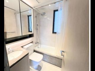Wong Chuk Hang - The Southside Phase 1 Southland Tower 2B 04