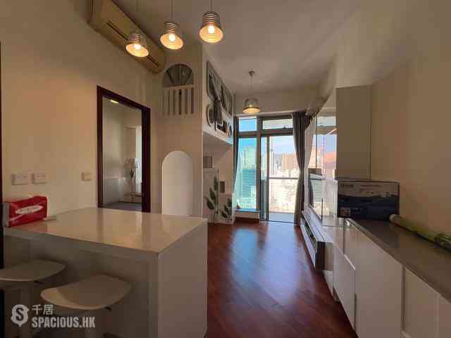 Wan Chai - The Avenue Phase 2 Block 3 01