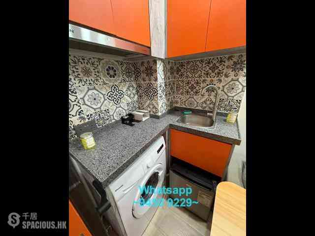 Sheung Wan - Yu Hing Mansion 02