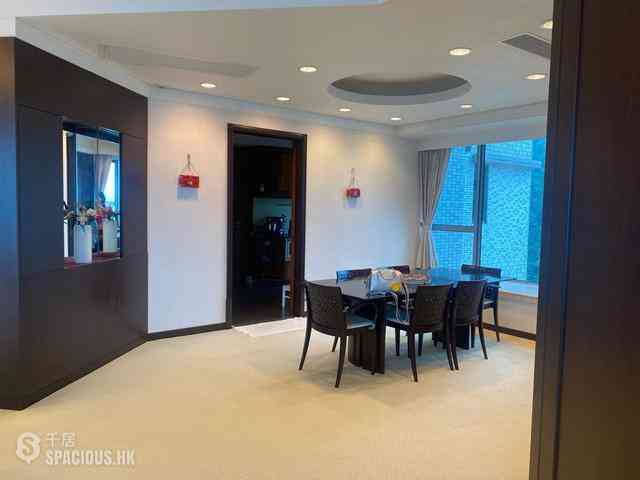 Mid Levels Central - Regence Royale Tower 1 03