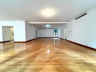 Mid Levels Central - Estoril Court Block 3 03