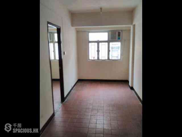 Sai Ying Pun - 106-108, First Street 01