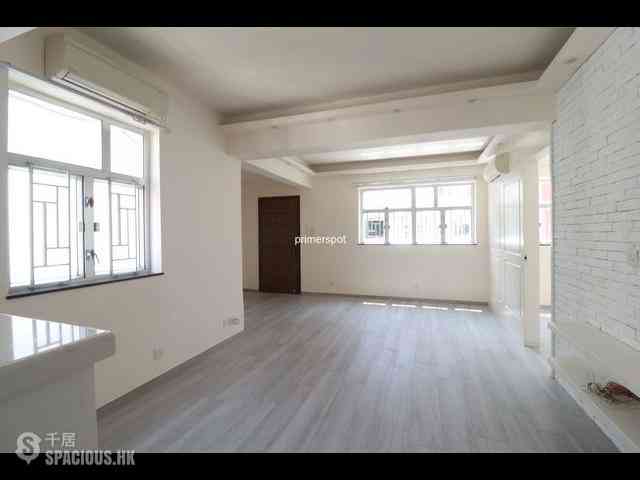 Wan Chai - Cheong Hong Mansion 02