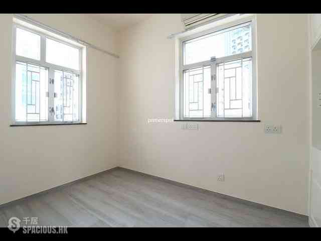 Wan Chai - Cheong Hong Mansion 10