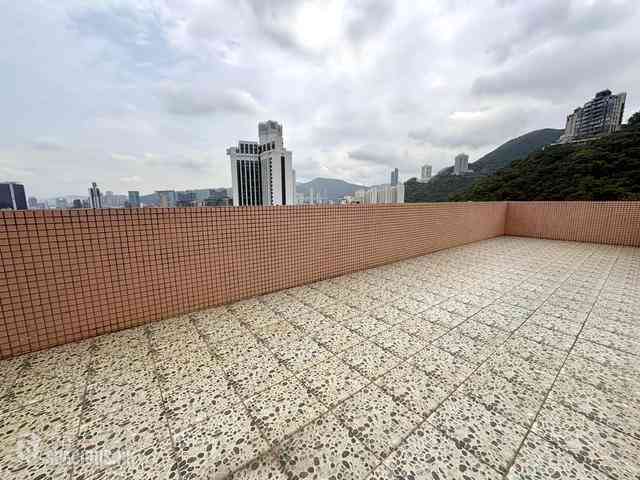 Wan Chai - Royal Court 06