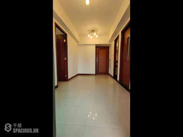 Kennedy Town - The Merton Tower 3 03