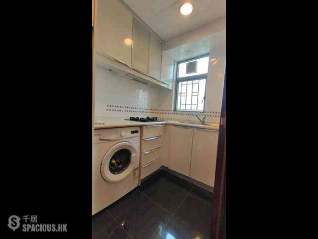 Kennedy Town - The Merton Tower 3 07