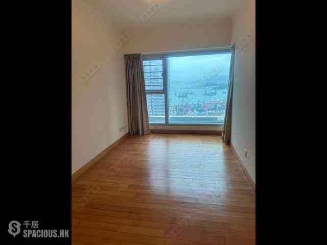 West Kowloon - The Waterfront 11