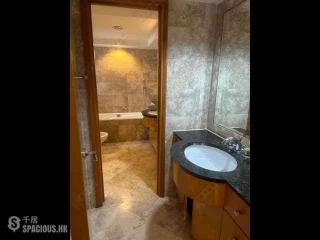 West Kowloon - The Waterfront 16