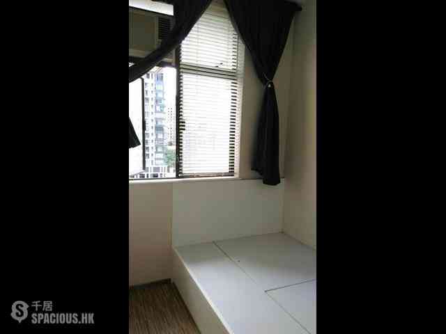 Tai Hang - Dragon Centre Block 2 09