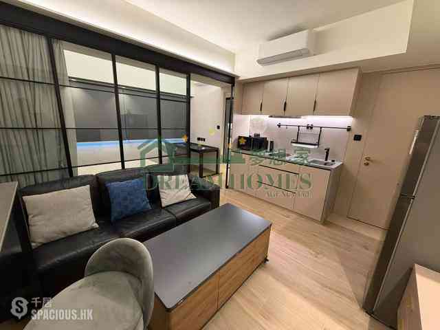 Central - 108-110, Wellington Street 02