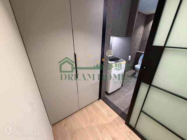 Central - 108-110, Wellington Street 05
