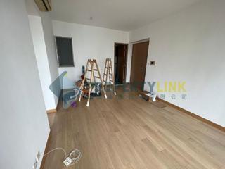 Sai Ying Pun - Island Crest 04