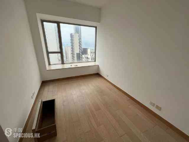 Sai Ying Pun - Island Crest 06
