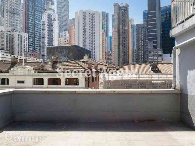 Central - Sunny Building 02