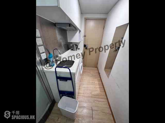 Causeway Bay - Kwong On Building 06