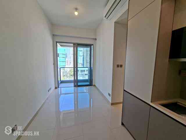 Sai Ying Pun - Upper Manor 04