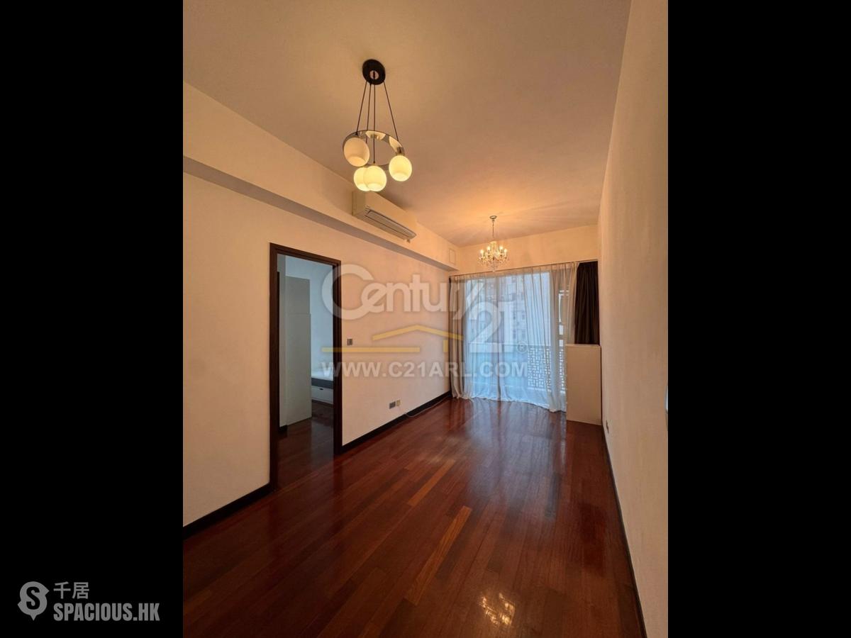 Wan Chai - J Residence 01