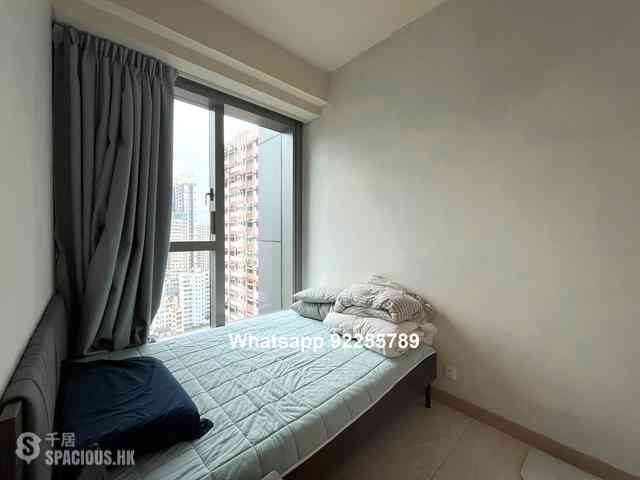 Sai Ying Pun - King's Hill 04