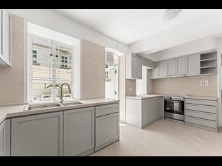 Pok Fu Lam - Felix Villas 06