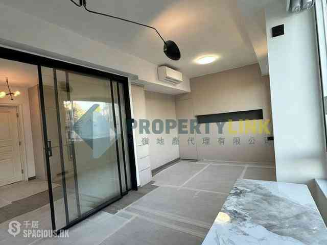 Mid Levels Central - Ying Fai Court 05