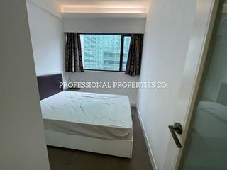 Wan Chai - The Mount 06