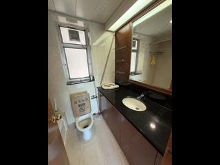 West Kowloon - Sorrento Phase 1 Block 6 04