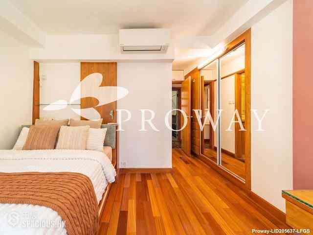 Wan Chai - Phoenix Court 06