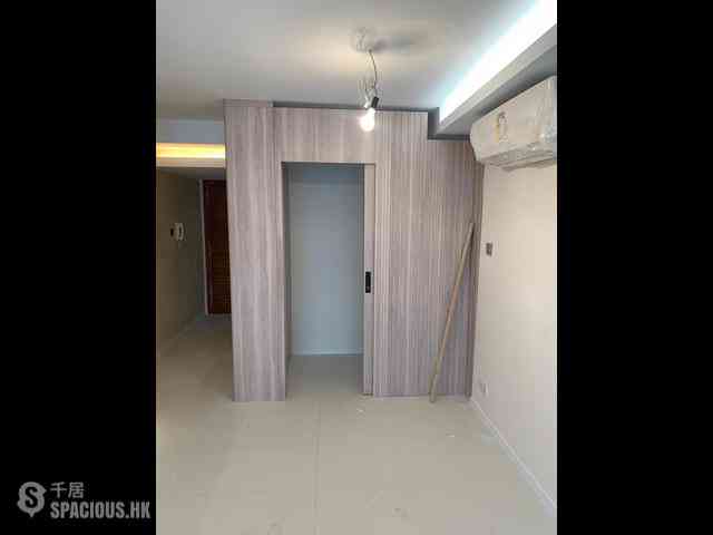 Sai Wan Ho - Lei King Wan Sites B Block 7 Yat Wing Mansion 03