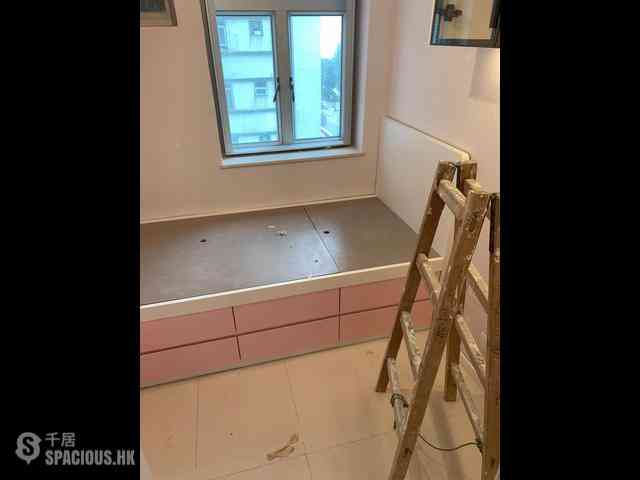 Sai Wan Ho - Lei King Wan Sites B Block 7 Yat Wing Mansion 09