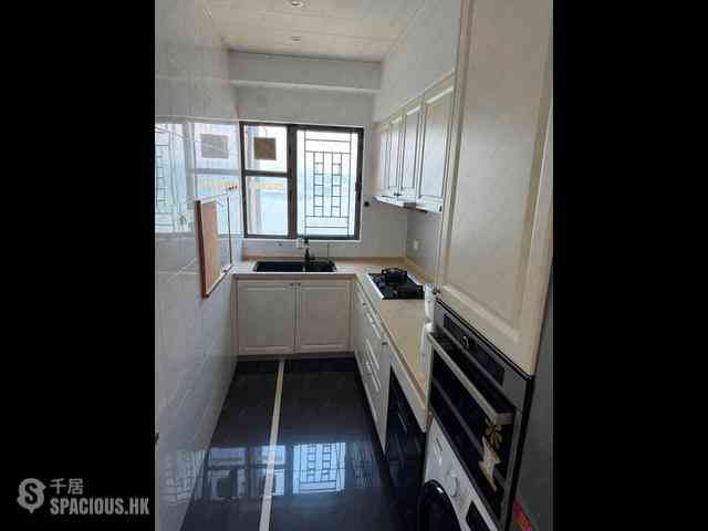 Shek Tong Tsui - The Belcher's Phase 2 Block 6 04