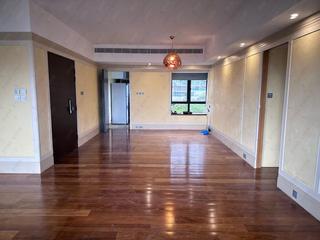 Mid Levels East - Bowen Place 14