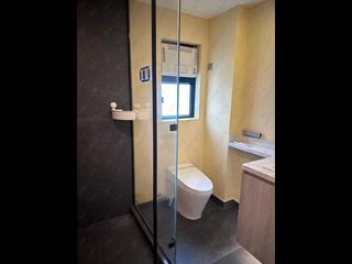 Mid Levels East - Bowen Place 16
