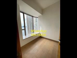 Kennedy Town - Cadogan 06