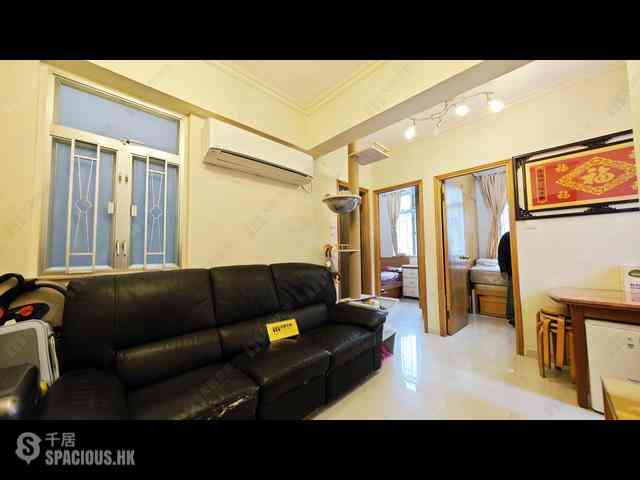 Wan Chai - Hay Wah Building 03