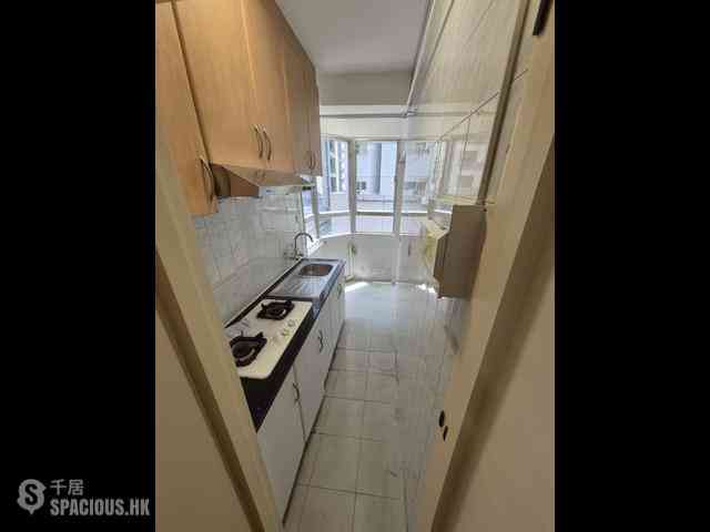 Wan Chai - Fasteem Mansion 03