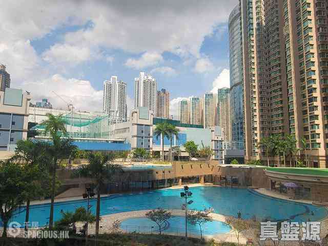 Tai Kok Tsui - Island Harbourview 14