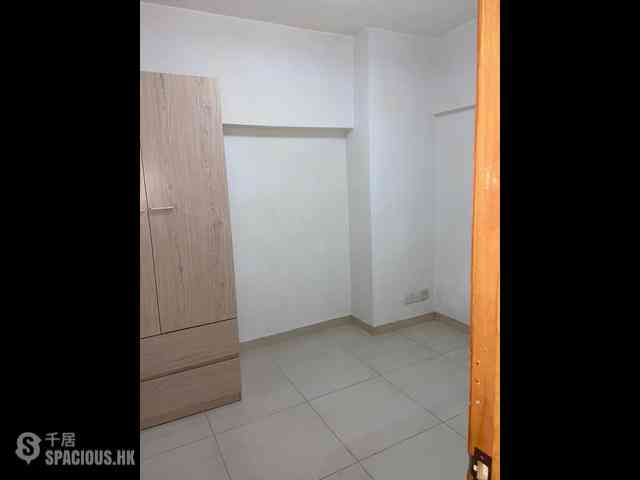 North Point - Hang Ying House 03