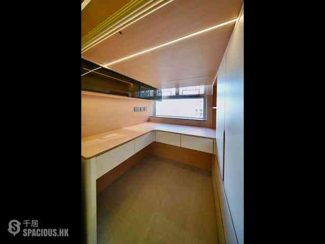 Causeway Bay - Lockhart House 03