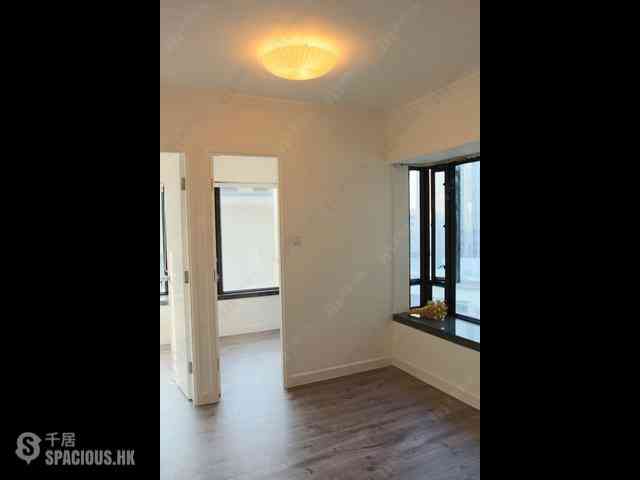 Sai Ying Pun - Imperial Terrace 04
