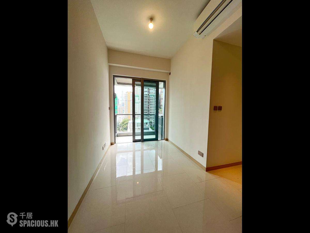 Sai Ying Pun - Upper Manor 01
